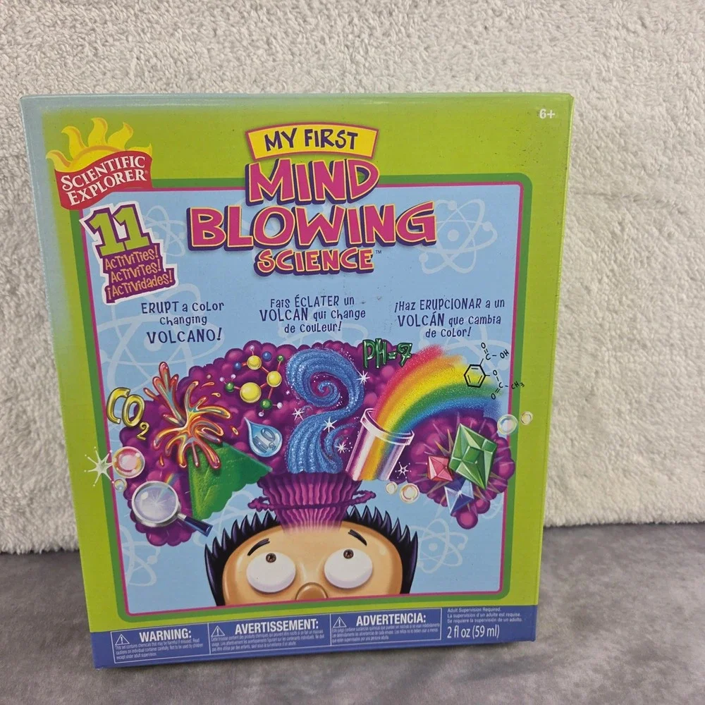 Scientific Explorer Mind Blowing Science & Scholastic Maker Electronics Set